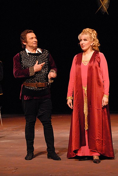 Trubadur,_Opera_SNP,_2008-2009,_Branislav_Vukasović,_Sanela_Mitrović,_foto_M._Polzović.jpg