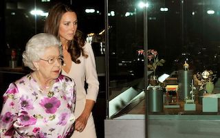 the-queen-and-duchess-of-cambridge-view-part-of-the-royal-faberge-collection-as-they-preview-the-exhibition-of-kates-wedding-dress.jpg