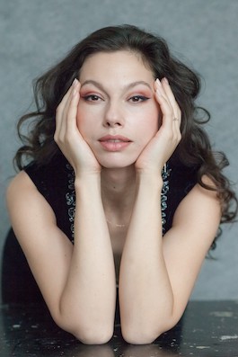 Isidora Moles.jpg