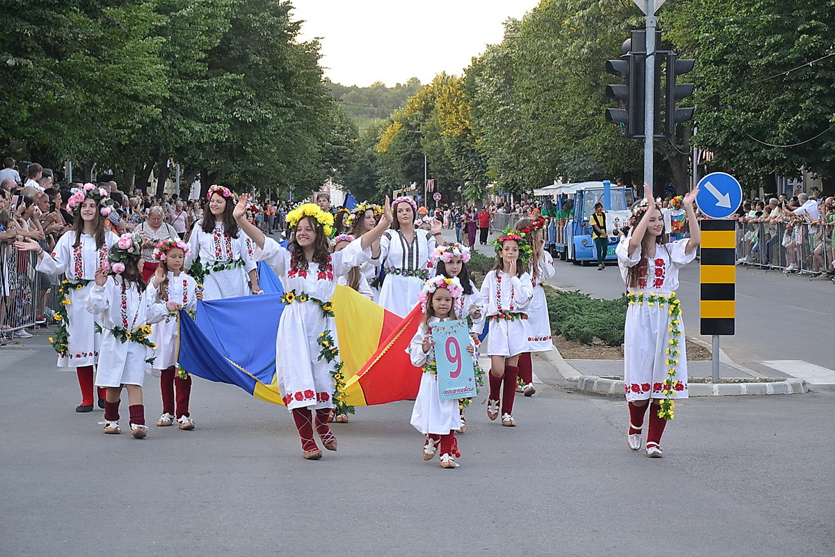 grupa iz Rumunije.jpg