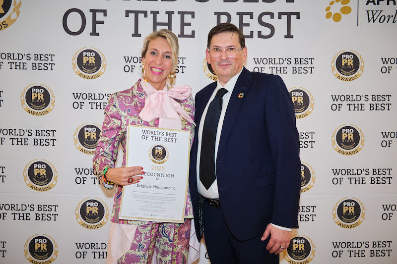 Jelena Mila&scaron;inović i Danijel KOletić, osnivač PRO PR GLOBE AWARDS.jpg