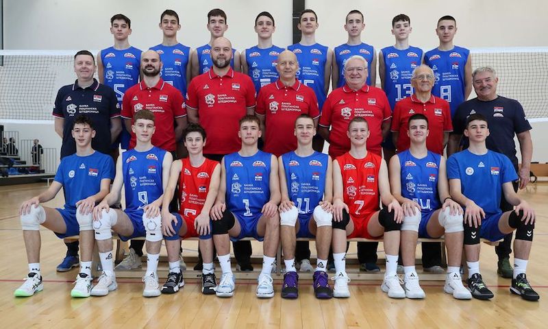 ОДБОЈКА - Пионири Србиjе у Авињону са Француском, Украjином и Словачком