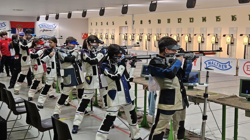 СТРЕЉАШТВО - Доминациjа српског тима пушком