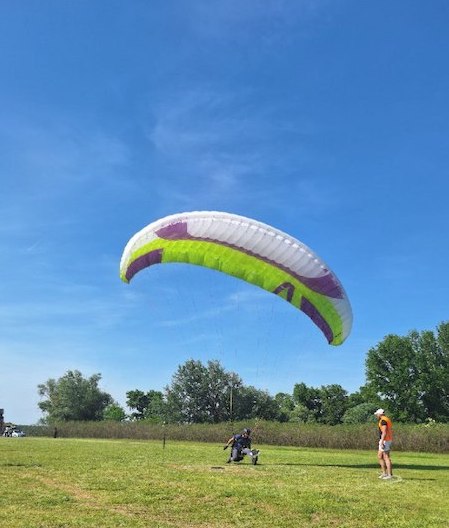ВАЗДУХОПЛОВСТВО - ПАРАГЛАЈДИНГ ТАКМИЧЕЊЕ У КОСТОЛЦУ
