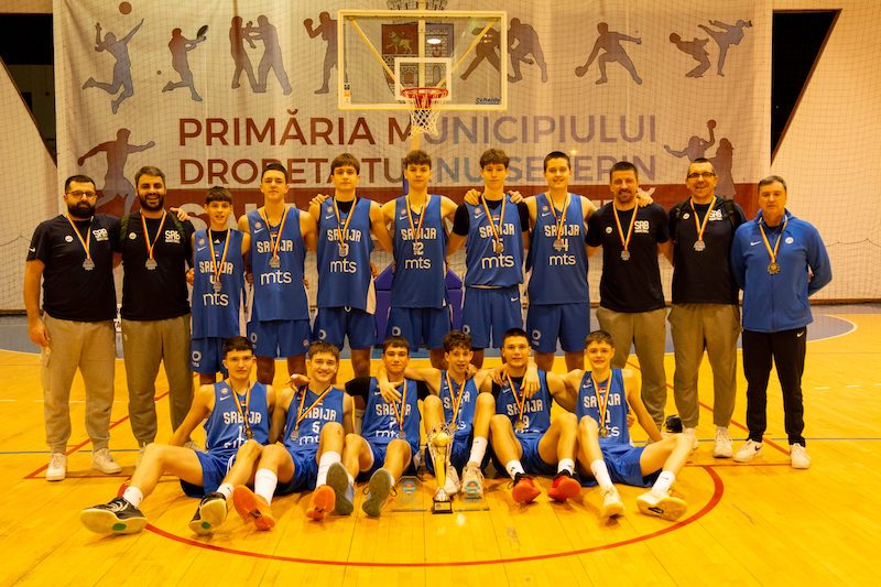 КОШАРКА - Кадети учествовали на турниру у Румунији