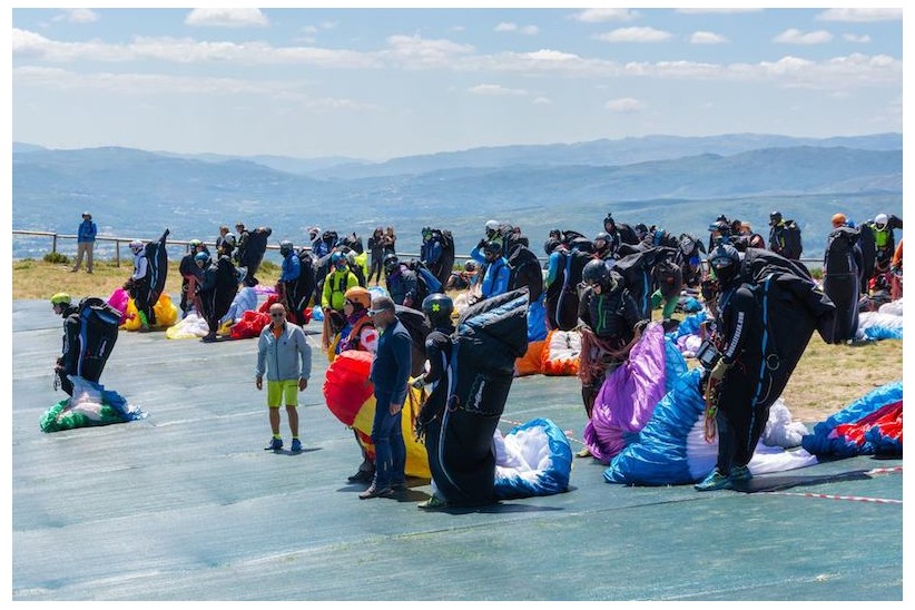 37698902_2111321062449267_7832472557654638592_o.jpg
