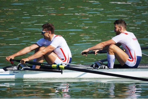 Веслање: Jедан двоjац и Арсићева у скифу директно у финале