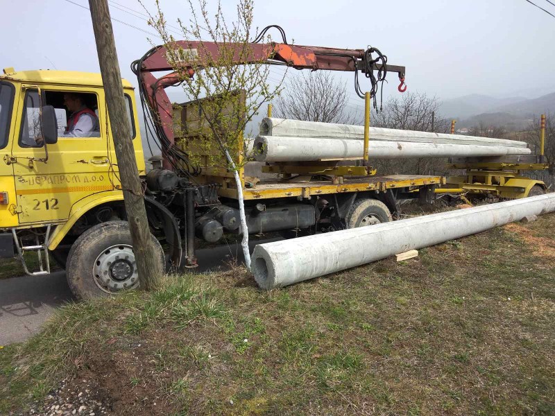 Почела замена стубова на нисконапонској електро мрежи у општини Мали Зворник