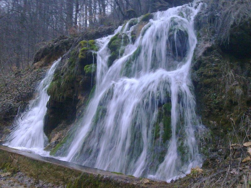 Водопад Бук