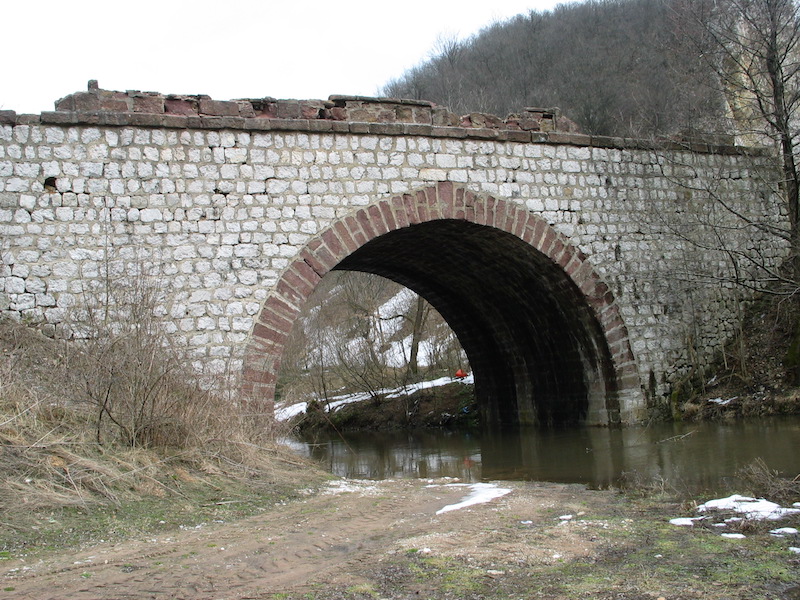 Камени мост