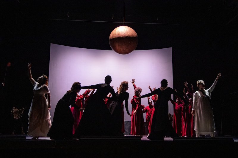 scena iz opere Orfej i Euridika , foto Zeljko Jovanovic.jpg