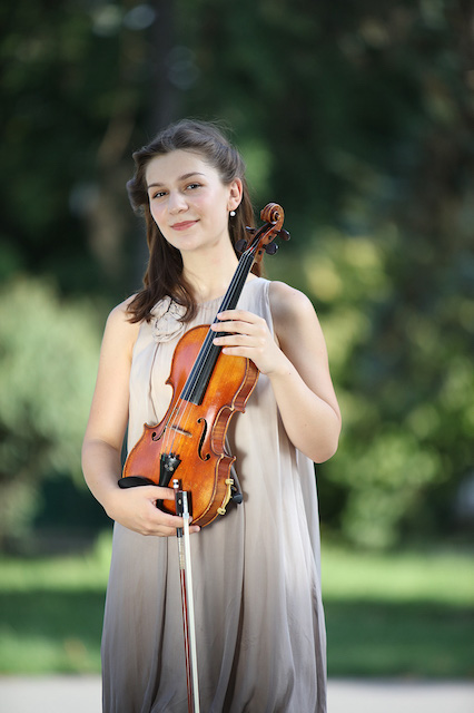 Dunja Kalamir violinistkinja.jpg