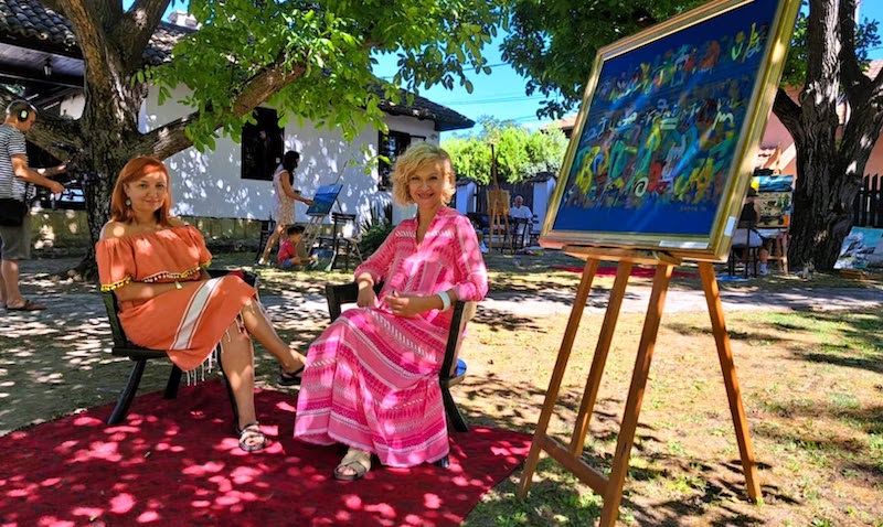 Promenada Grockom sa Zoricom Atić i Smiljanom Popov (2).jpg