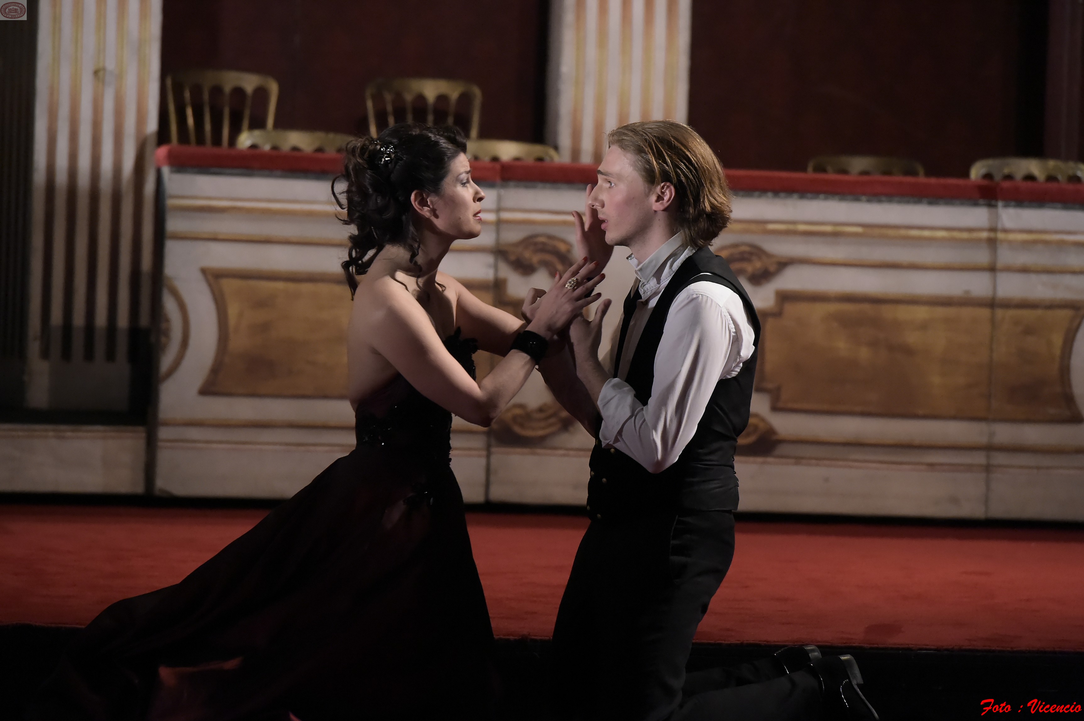 ДРАМА НАРОДНОГ ПОЗОРИШТА ОД 4. ДО 16. ЈУЛА ГОСТУЈЕ У КИНИ СА ПРЕДСТАВОМ „ДАМА С КАМЕЛИЈАМА“