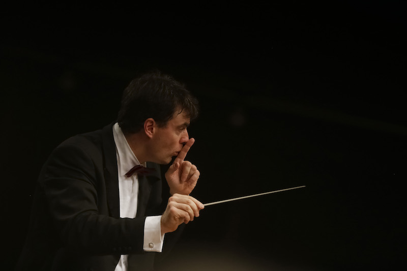 Духови у Филхармониjи