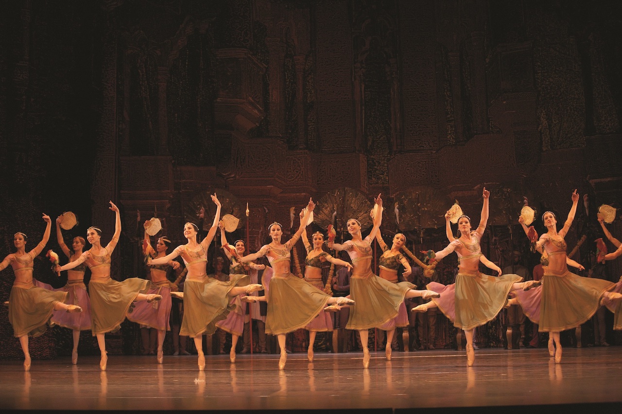 НАРОДНО ПОЗОРИШТЕ У БЕОГРАДУ: МИЛОШ МАРЈАН ПРВИ ПУТ У УЛОЗИ СОЛОРА  У БАЛЕТУ „ БАЈАДЕРА“