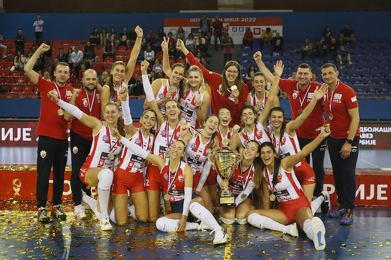 ОДБОЈКА - Први трофеj за Црвену звезду у Супер купу Србиjе