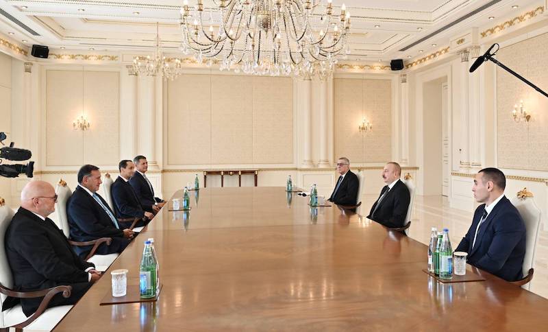 Вишацки на приjему код председника Азербеjџана Илхама Алиjева поводом 30 година ОК Азербеjџана