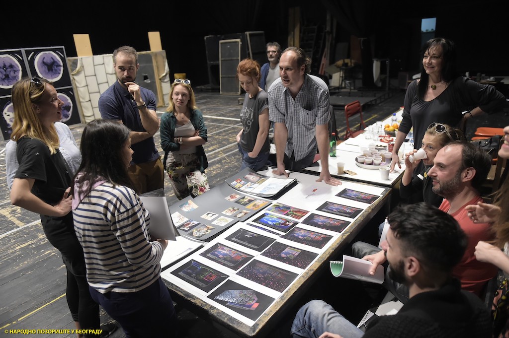 НАРОДНО ПОЗОРИШТЕ У БЕОГРАДУ: Почеле  пробе ауторског пројекта Маје Пелевић „Боливуд“