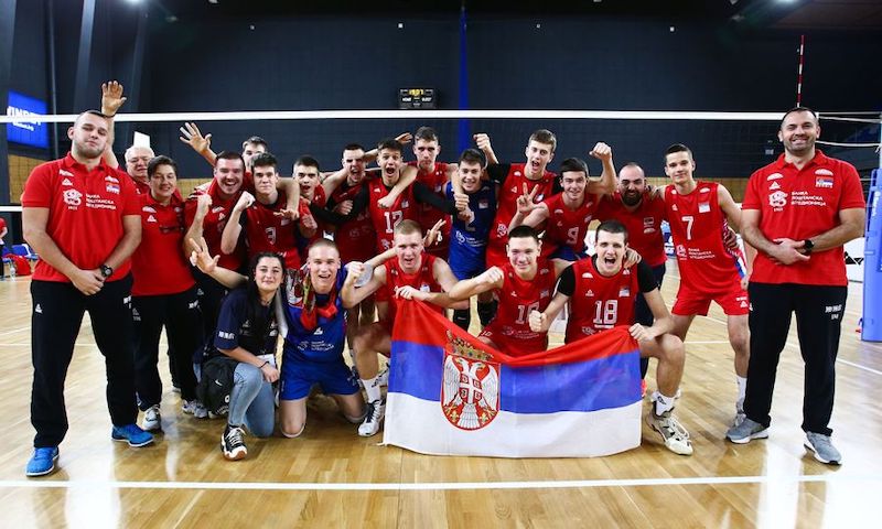 ОДБОЈКА - Србиjа у полуфиналу као првопласирана у Б групи