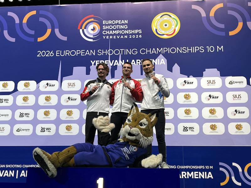 СТРЕЉАШТВО - И Алекса Ракоњац у бронзаном друштву у Jеревану