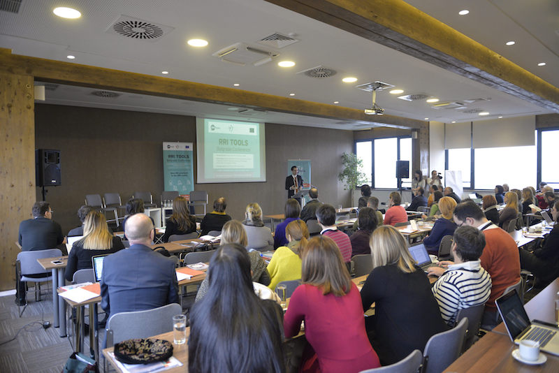 ЦПН: ИЗМЕЂУ ВЕШТАЧКЕ ИНТЕЛИГЕНЦИJЕ И НАУЧНИХ КАМПОВА