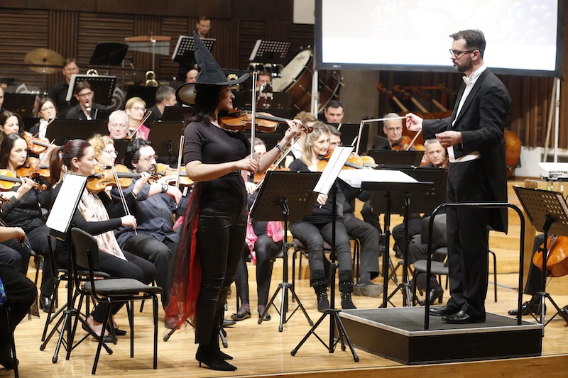 Београдска филхармонија: Музичка баjка “Вештица и маестро”