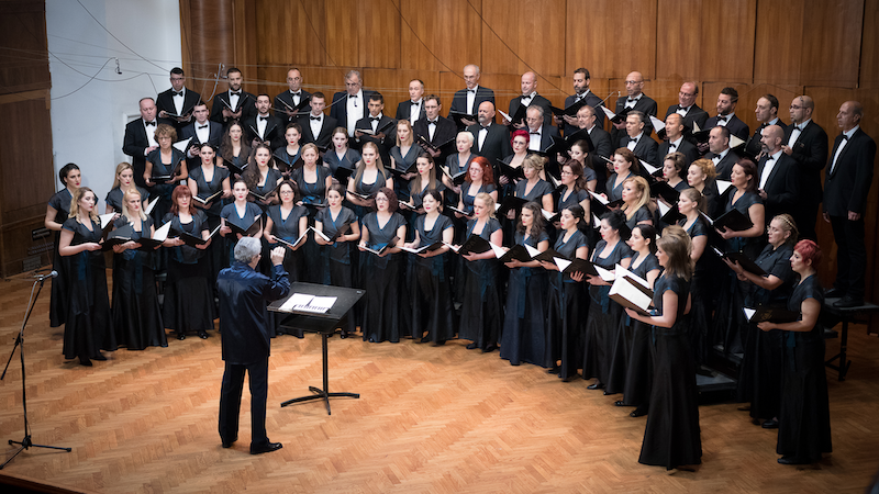 Oтварање 38. концертнe сезонe  концертом српске и руске духовне музике