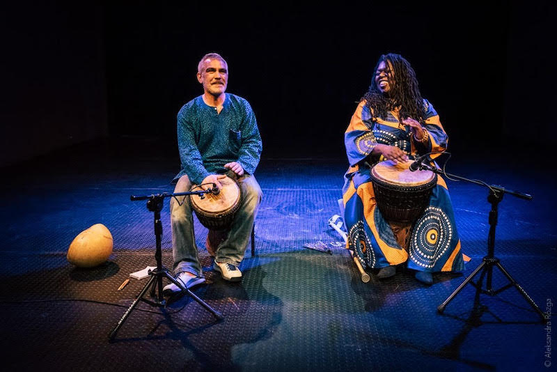 СТОРИТЕЛИНГ ПЕРФОРМАНС СИН БАФАЛО ЖЕНЕ НА СЦЕНИ РАША ПЛАОВИЋ